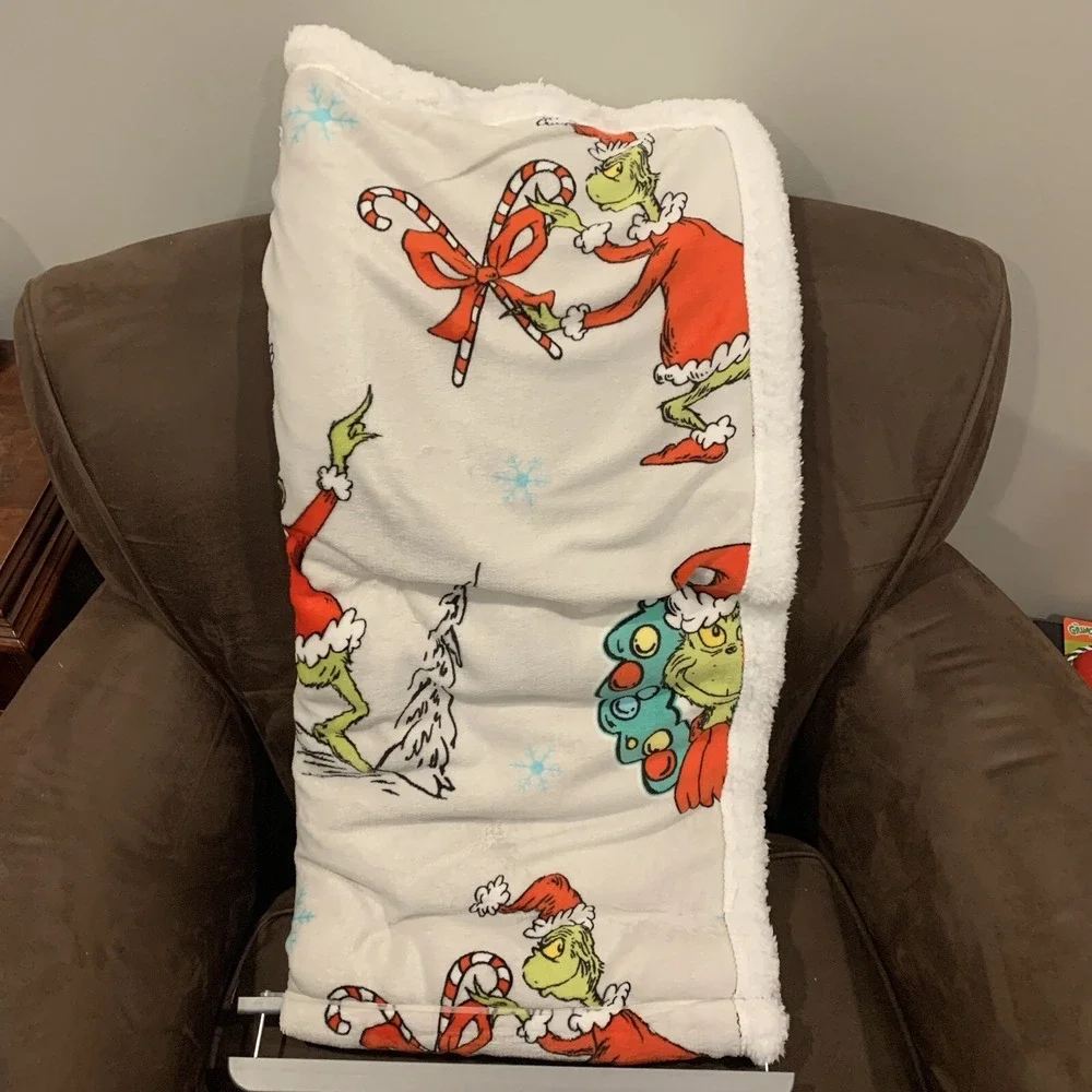 The Grinch Dr. Seuss Christmas Holiday Grey Sherpa Throw Blanket 50